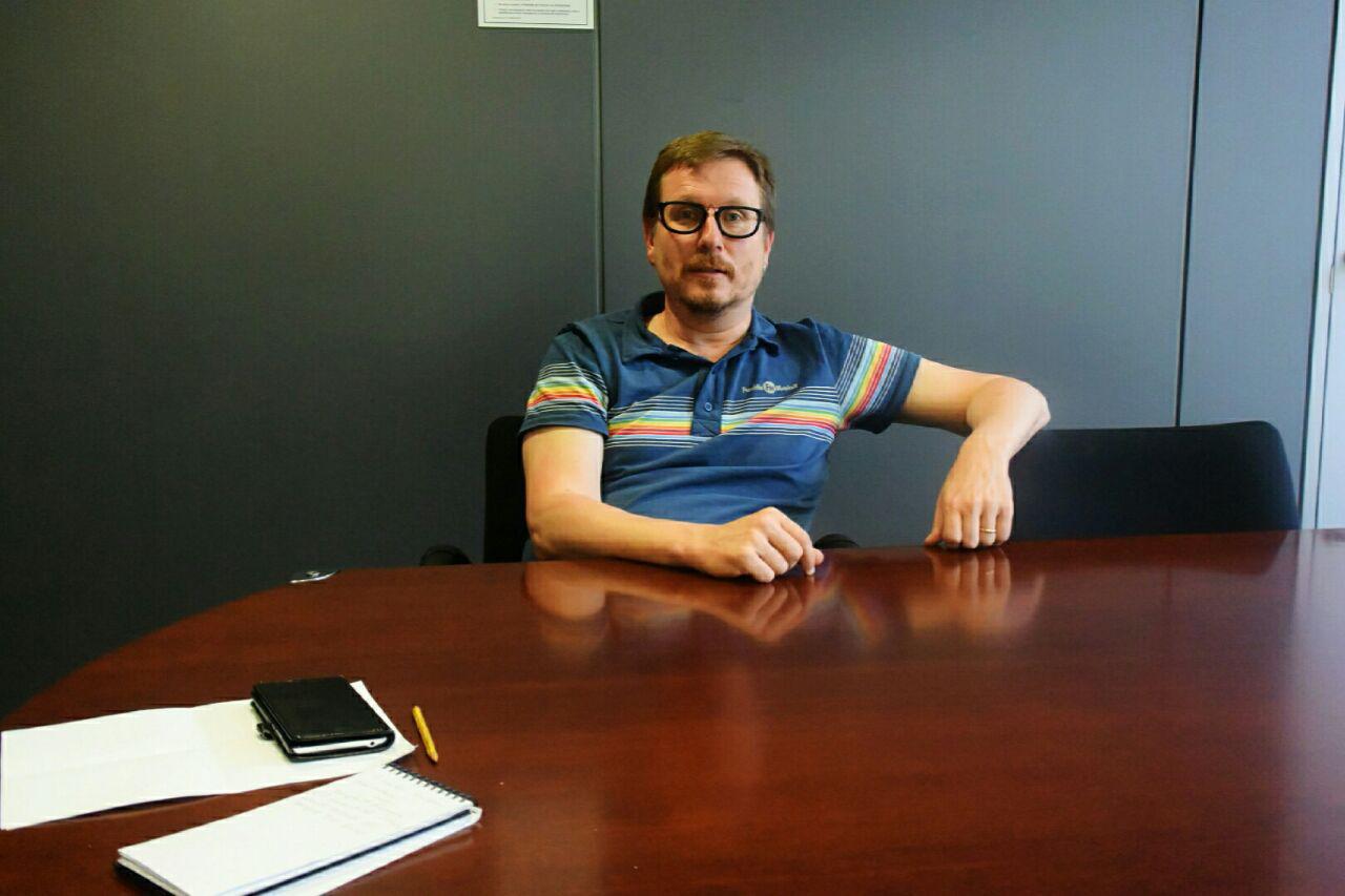 Josep Vidal, responsable de cooperatives, abans de l'entrevista: foto T. Ferrer