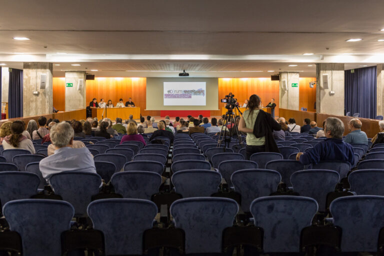 Un moment dels debats que s'han celebrat a la Universitat Pompeu Fabra Foto: Enric Català