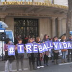 Concentració de dones sindicalistes davant de Foment del Treball