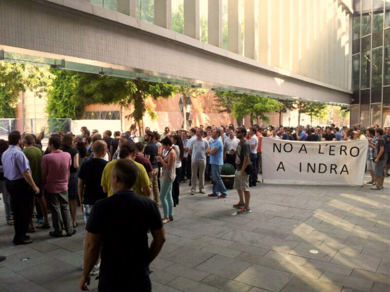 Imatge d'arxiu d'una assemblea de treballadors d'Indra a Barcelona