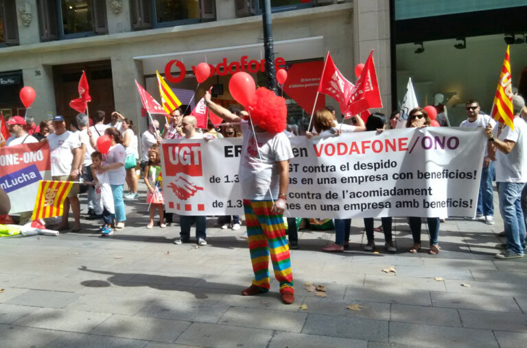 Concentració reivindicativa dels treballadors de Vodafone-Ono a Barcelona