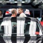 Treballadors de Seat en la cadena de muntatge: Foto SEAT