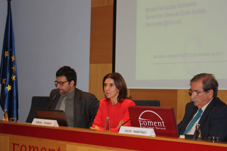 Ricard Fernàndez, Teresa Pitarch i Julio Martínez, president de la FECETC