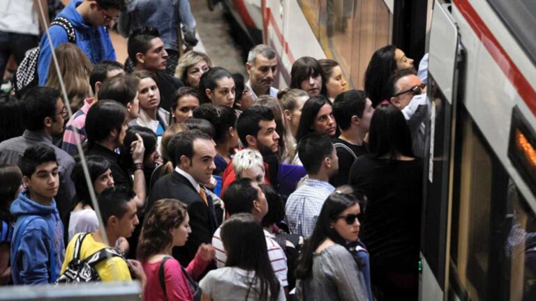 La vaga de metro ha incrementat l'ús de Rodalies durant les hores punta