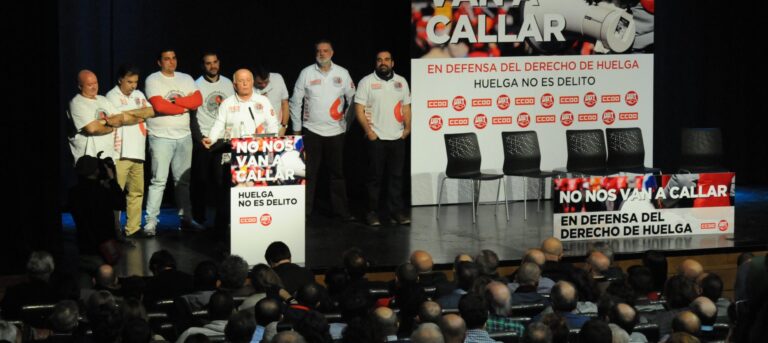 Pepe Alcázar i els altrs processats en l'acte reivindicatiu de Madrid