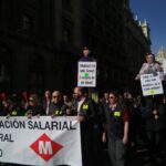 Els treballadors critiquen recorden els alts càrrecs de Metro de Barcelona