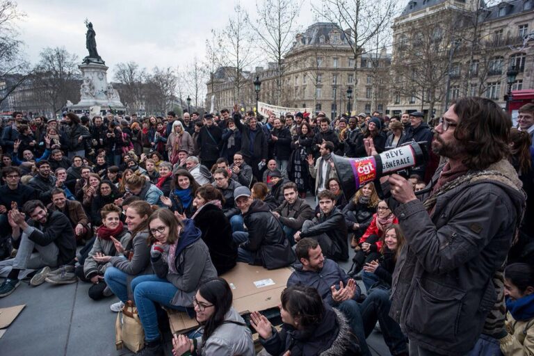 Un moment de la concentració a la plaça de la RepÚblica FOTO: Moviment #NuitDebout