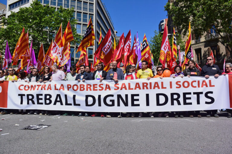 Capçalera de la manifestació 1 de maig 2016 a Barcelona