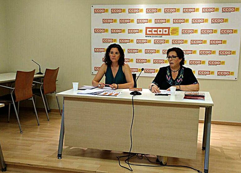 Romina Garcia i Antonia Paqual en la presentació de l'estudi sobre ocupació FOTO: TOMEU FERRER