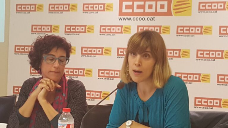 Alba Garcia, responsable de dona i cohesió social de CCOO i Maria de la Fuente de l'associació IQ Foto: CCOO