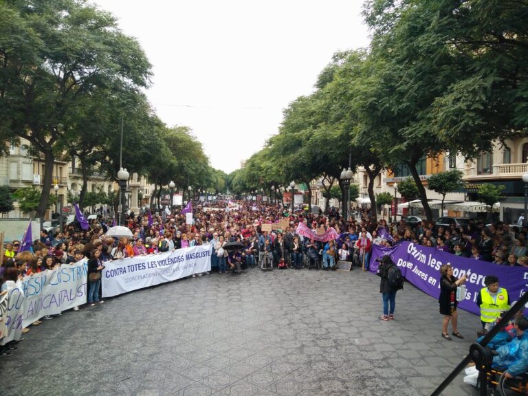 Vista de l a marxa des de l'escenari foto: Feministes indignades