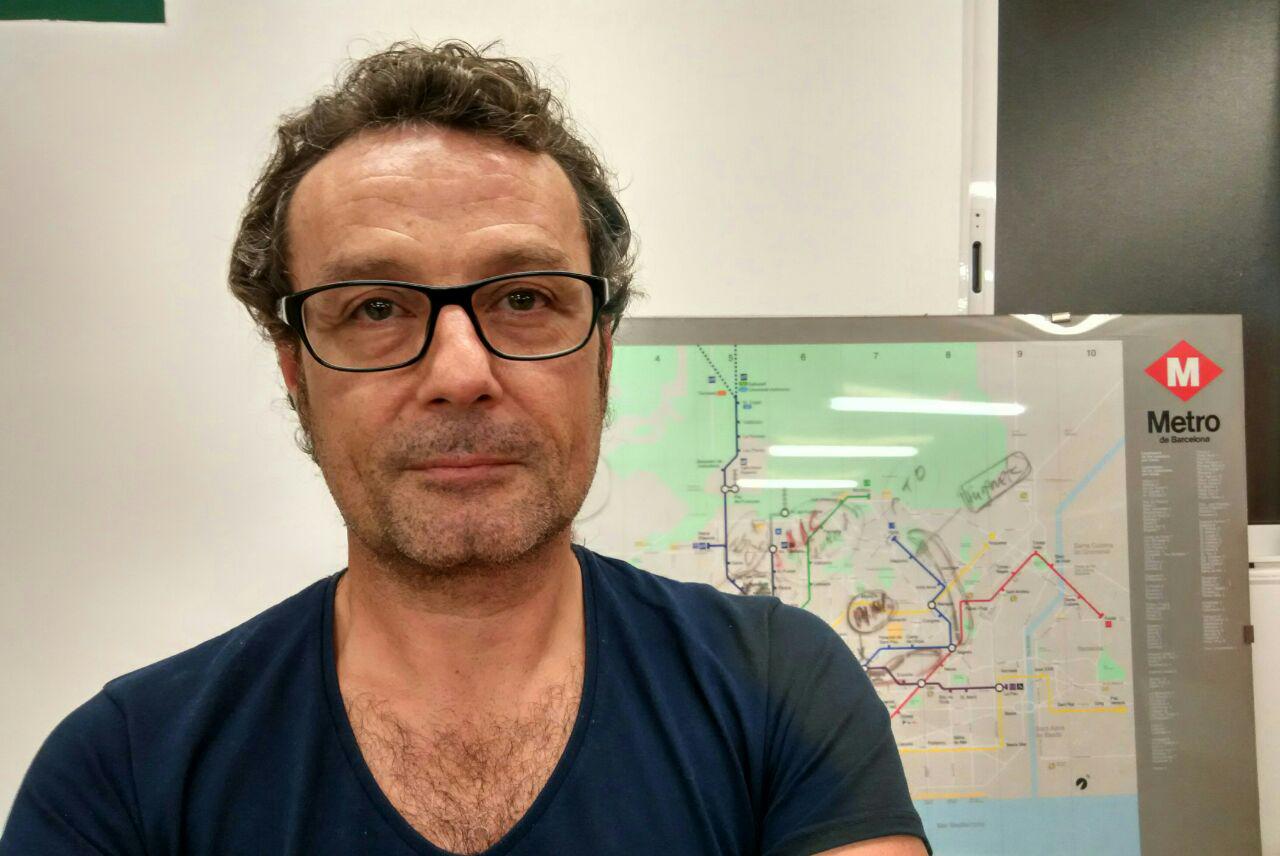 Ricardo Vercher a la seu de la secció sindical de CCOO al Metro: Foto TOMEU FERRER