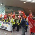 Concentració de treballadores i treballalladors de Valoriza a l'Aeroport del Prat Foto: UGT de Catalunya