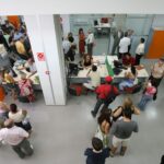 Cues en oficines d'ocupació foto:UGT