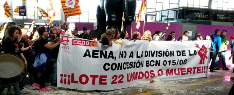 Concentració de treballadors de Pansfood a l'Aeroport