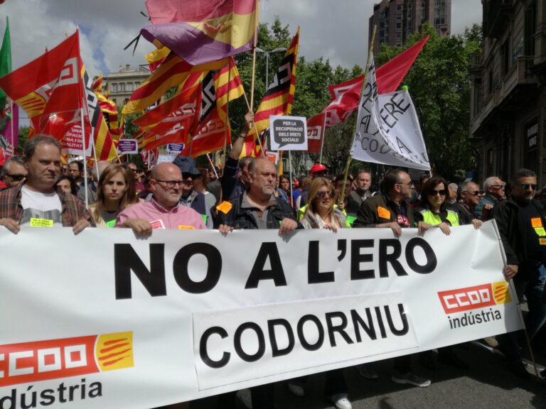 Treballadors de Codorniu a la manifestació del Primer de Maig foto: CCOO