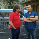 Camil Ros i Javier Pacheo davant la seu blindada de Foment del Treball foto: T. Ferrer