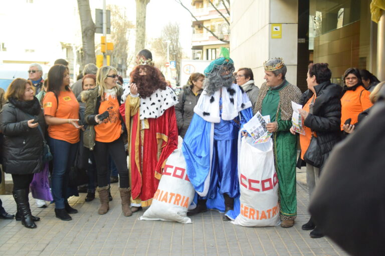 Els reis mags de CCOO han dut carbó al Govern per la seva falta d'implicació amb la geriatria, segons CCOO, foto : Tomeu Ferrer