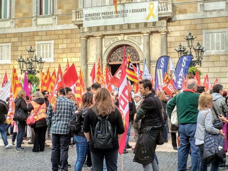 Concentració de treballadors públics a Plaça Sant Jaume foto: Tomeu Ferrer