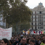 Imatge de la manifestació de docents, sanitaris, estudiants i treballadors públics a Plaça de la Universiat foto : Victòria Oliveres