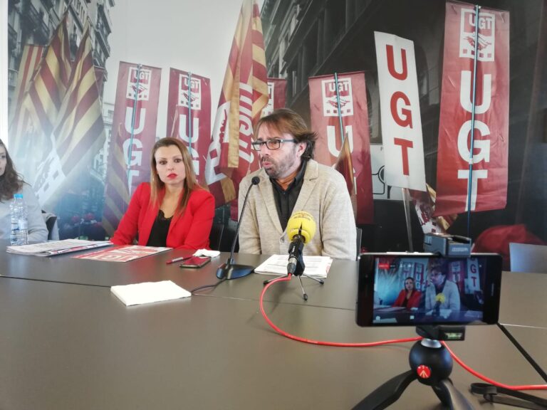 Camil Ros, secretari general de la UGT i Núria Gilgado, secretària de política sindical de la UGT en roda de premsa foto UGT