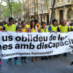 Treballadors del centre Ampans, a la manifestació a Barcelona foto: Ampans