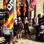 Treballadors de la dependència durant la lectura del manifest foto: Tomeu Ferrer