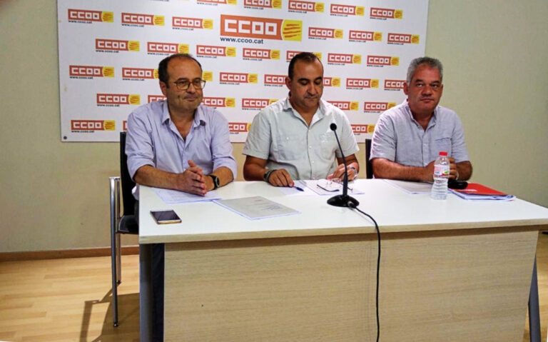 Salvador Clarós, Javier Pacheco i Josep Maria Hernández en la roda de premsa sobre el futur del sector de l'automobil a Catalunya foto: Tomeu Ferrer