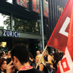 Concentració dels treballadors de Serviaide a les portes del grup assegurador Zurich foto: CCOO
