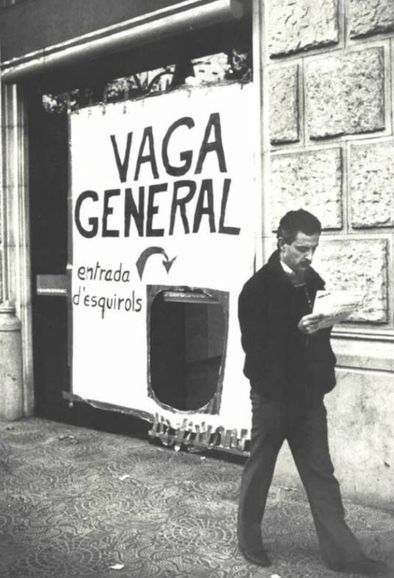 Cartell a la porta de la sucursal de Citybank al Passeig de Gràcia foto: Arxiu històric de CCOO de Catalunya