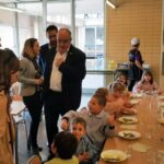 El conseller d'Educació en un menjador escolar foto: Educació