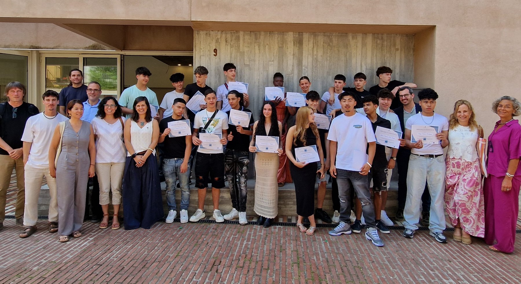 Cloenda de curs de l'alumnat del PFI-PTT Baix Maresme del curs 2024-25. | Foto: Ajuntament d'Alella.